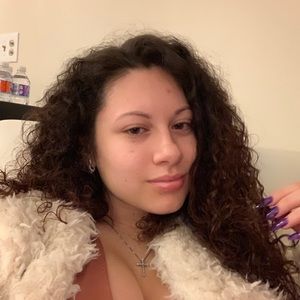 Meet your Posher, Cindy